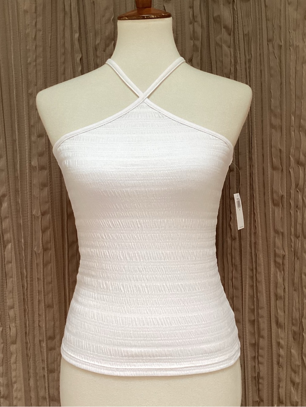 Old Navy 🆕White Smocked Halter top, crisscross straps, stretchy, Med